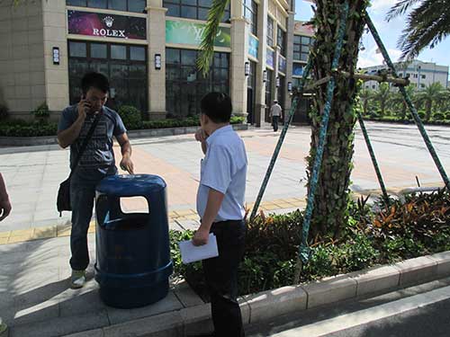 欣方圳垃圾桶廠家的玻璃鋼環(huán)保垃圾箱立足貴陽市場